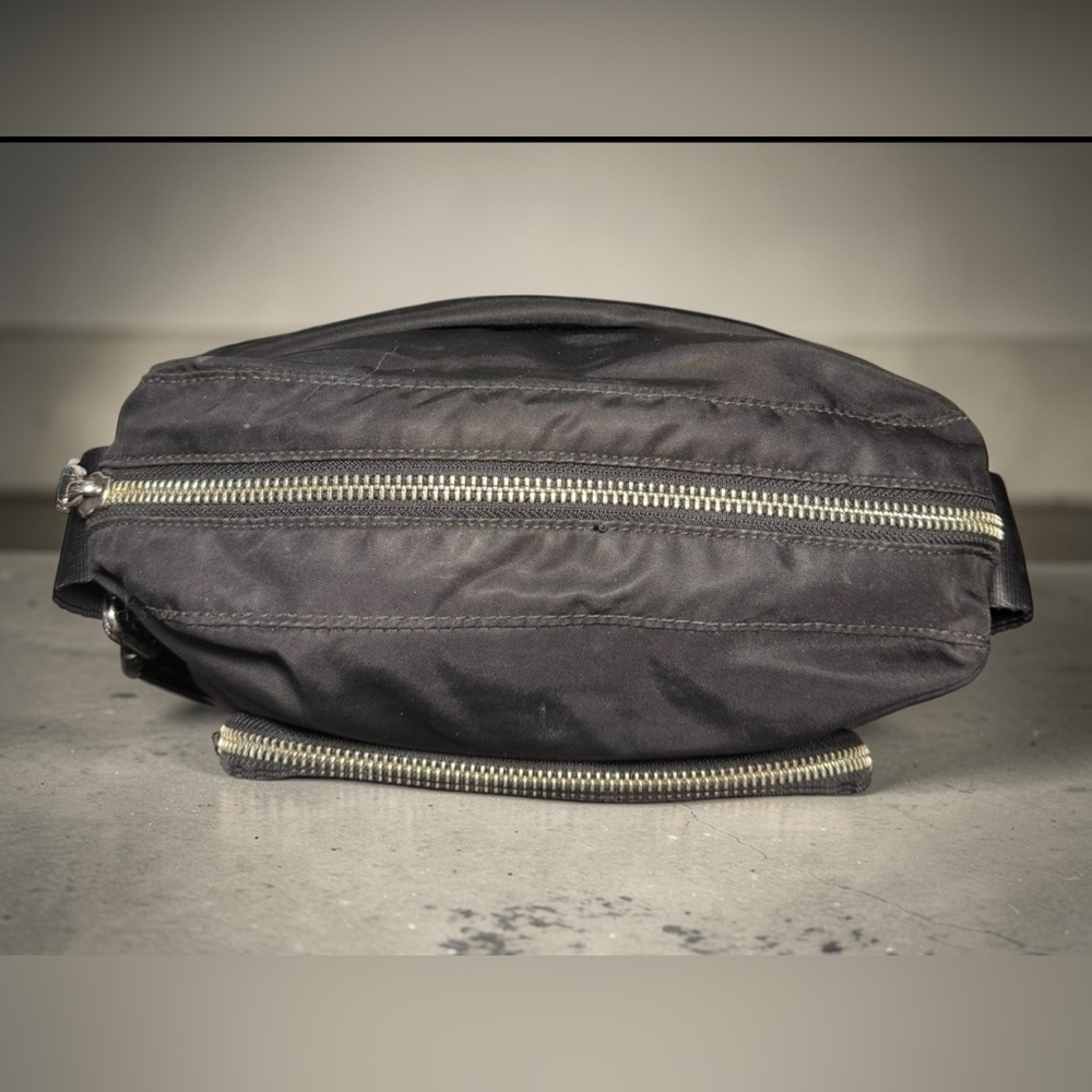 TUMI Black Ballistic Nylon Crossbody Messenger Travel Bag Adjustable Strap - Picture 10 of 14